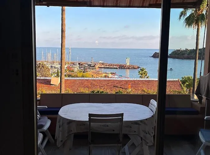 Avec Vue Et Piscine * Théoule-sur-Mer