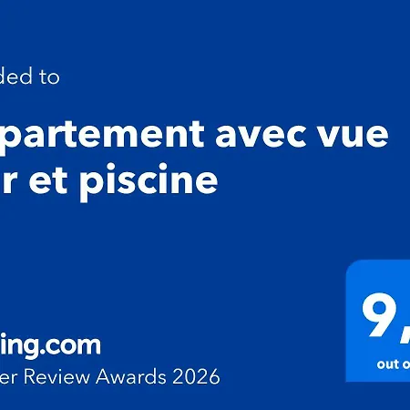 Avec Vue Et Piscine