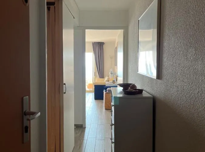 Avec Vue Et Piscine *