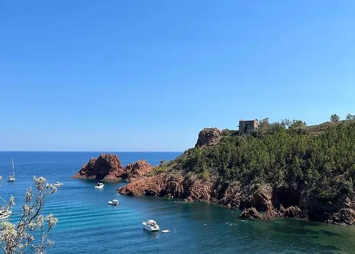 Avec Vue Et Piscine Apartmán Théoule-sur-Mer